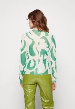 Monki T-Shirt À Manches Longues - White Light/Boldspring.Green 10 Monki T-Shirt À Manches Longues - White Light/Boldspring.Green -Monki 00cc653a4a7e4ed0b4c0f9b488d913fc