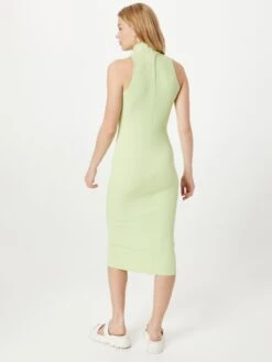 Monki Robes Midi Robe Femme Vert Clair 10 Monki Robes Midi Robe Femme Vert Clair -Monki 01a0fb83dc94226644d85f933e2b5fbf
