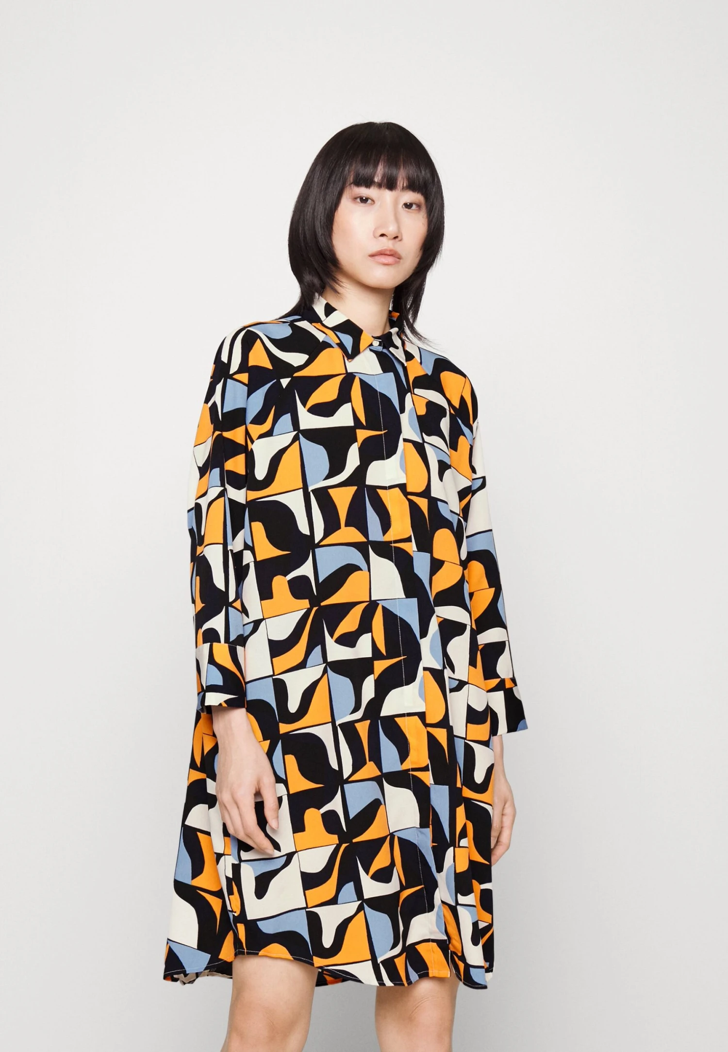 Monki Robe Chemise - Blue/Orange 3 Monki Robe Chemise - Blue/Orange