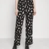 Monki Pantalon Classique - Big Scribble Black -Monki 0b1fa049080d4b0696d3c0d44fa76d07