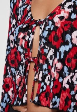 Monki Blouse - Red 13 Monki Blouse - Red -Monki 0d8a9ee5a88d42f086b5bfd5b2b34262