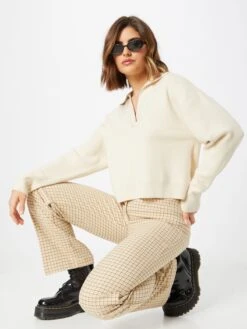 Monki Pulls à Col Roulé Pull-over Femme Beige -Monki 16ea282fbe3dbd408dc80af54b59e61b