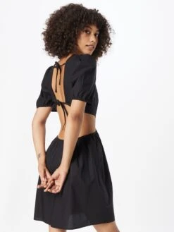 Monki Robes De Cocktail Robe De Cocktail Femme Noir 10 Monki Robes De Cocktail Robe De Cocktail Femme Noir -Monki 18ac3b3b451f26e5593d5e1fc205d6ef