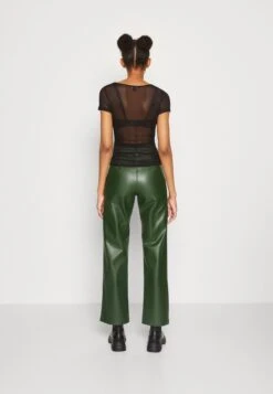 Monki T-Shirt Imprimé - Black -Monki 1ae7b7c47bd243cf908e37e0d6d67624