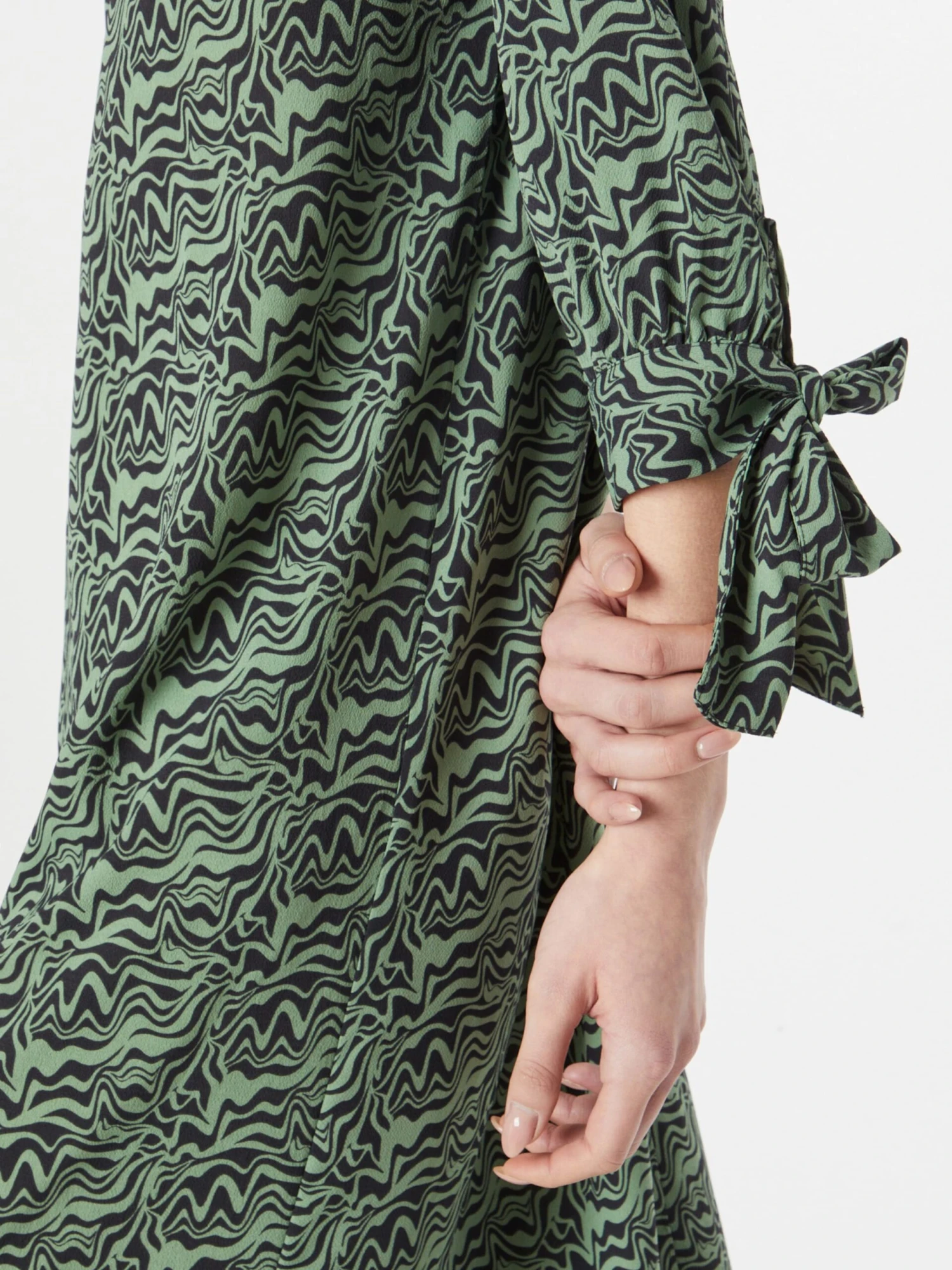 Monki Robes Longues Robe Femme Vert 4 Monki Robes Longues Robe Femme Vert – Image 2