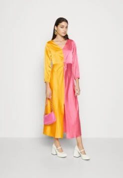 Monki Robe De Soirée - Pink/Orange -Monki 1d4e437b1cf34c4e9854bc58ee7889c9