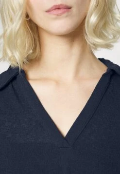 Monki Robe Pull - Navy -Monki 21095cd9599a4ec399c8aa855c696e99