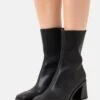 Monki Bottines - Black Dark -Monki 215545f310b84c31bcdc1b6d5a9b3a66