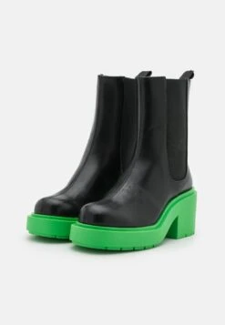 Monki Bottines À Plateau - Black/Dark Green -Monki 23db22517cbf40a78cea0eea86365c31