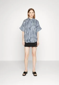 Monki Chemisier - Dizzy -Monki 241d29ec4f854e11a2f2afdd824dd0f7