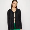Monki Blouse - Black Dark 1 Monki Blouse - Black Dark -Monki 375c4e0ffa574ff5b57ca346a1bd40b3