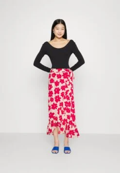 Monki Jupe Longue - Pink 9 Monki Jupe Longue - Pink -Monki 38c6c5b76ee04dce8fbfacd0e69e5ecc