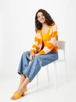 Monki Gilets Cardigan Femme Orange / Pêche 11 Monki Gilets Cardigan Femme Orange / Pêche -Monki 3961b3d1844221fa606378c0b4a2933d