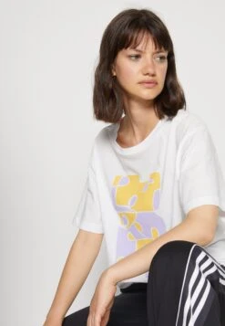 Monki T-Shirt Imprimé - White Graphic -Monki 3b1dab382b3c476782d25a68ec2007ec