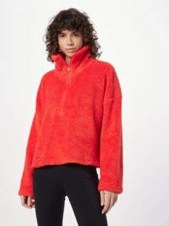 Monki Pulls à Col Roulé Pull-over Femme Rouge -Monki 3c10adcd4cc9ad021cd2d868e1f873b8