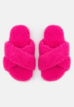 Monki Nino - Chaussons - Pink 13 Monki Nino - Chaussons - Pink -Monki 3dfc9b77d2b24fe58b2a6433965384b8