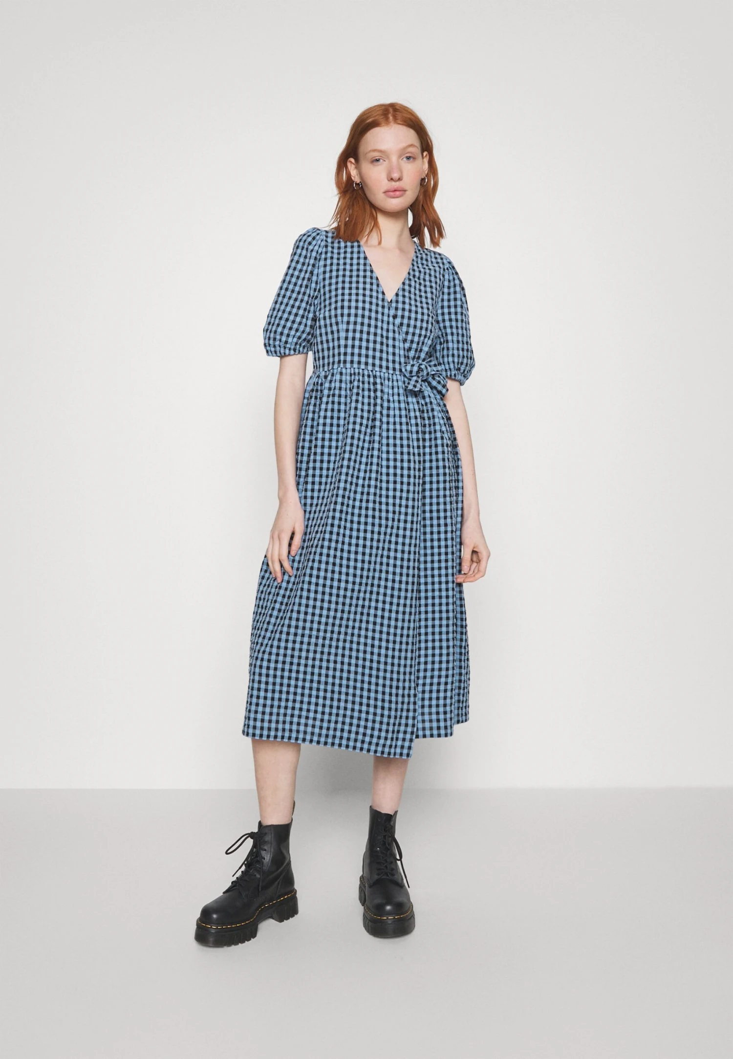 Monki Robe De Jour - Cleangingham 3 Monki Robe De Jour - Cleangingham