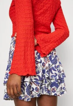 Monki Blouse - Red Bright -Monki 48d919ec4a2442e5b1c6a71f0c826a8a