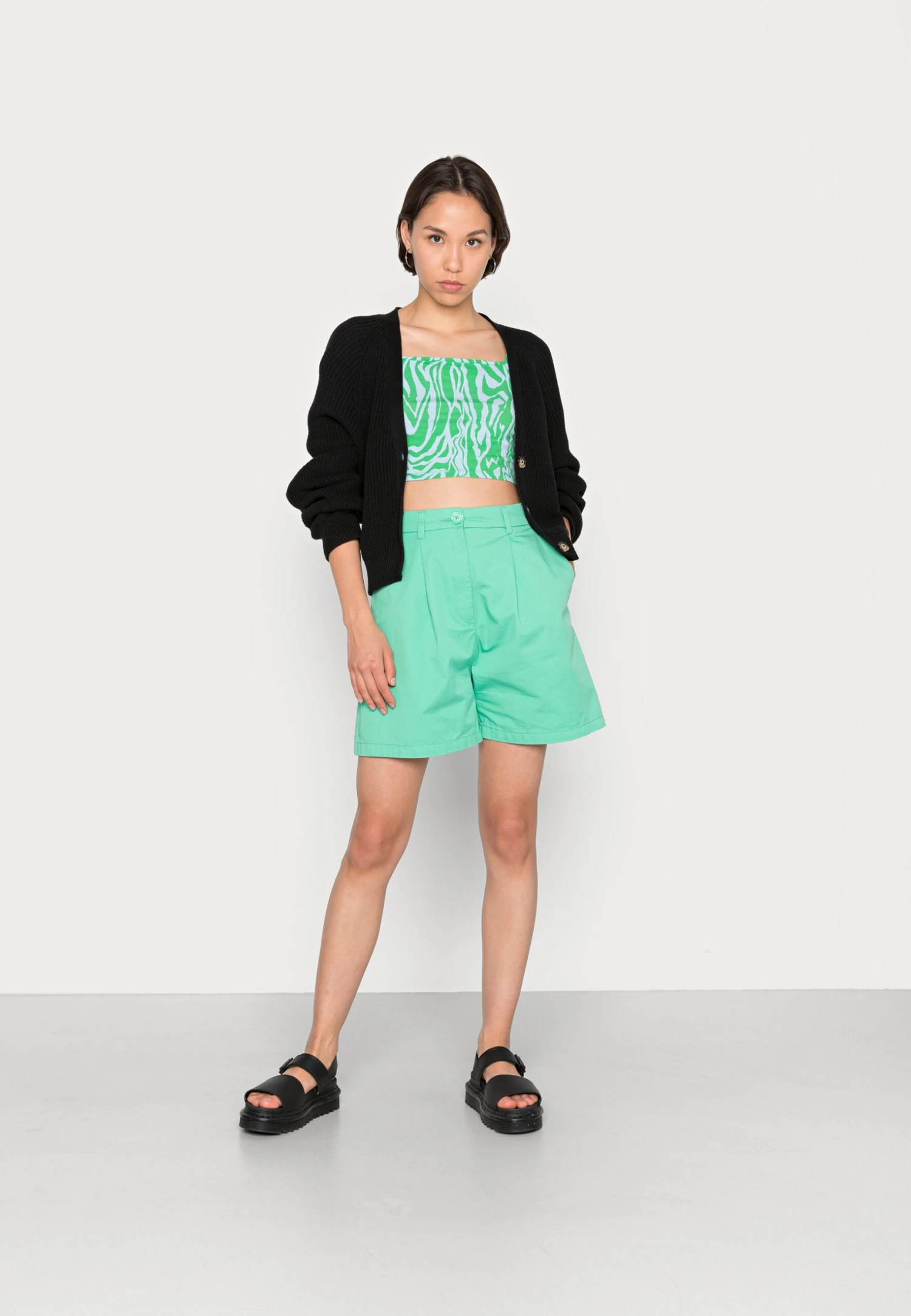 Monki Short - Green Light 4 Monki Short - Green Light – Image 2
