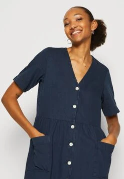 Monki Robe En Jean - Blue -Monki 4af3f5fe76be429dac655915e92e1cf4