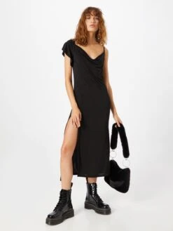 Monki Robes Longues Robe Femme Noir -Monki 4ced69f2b3bcd8bda291e050a4910307