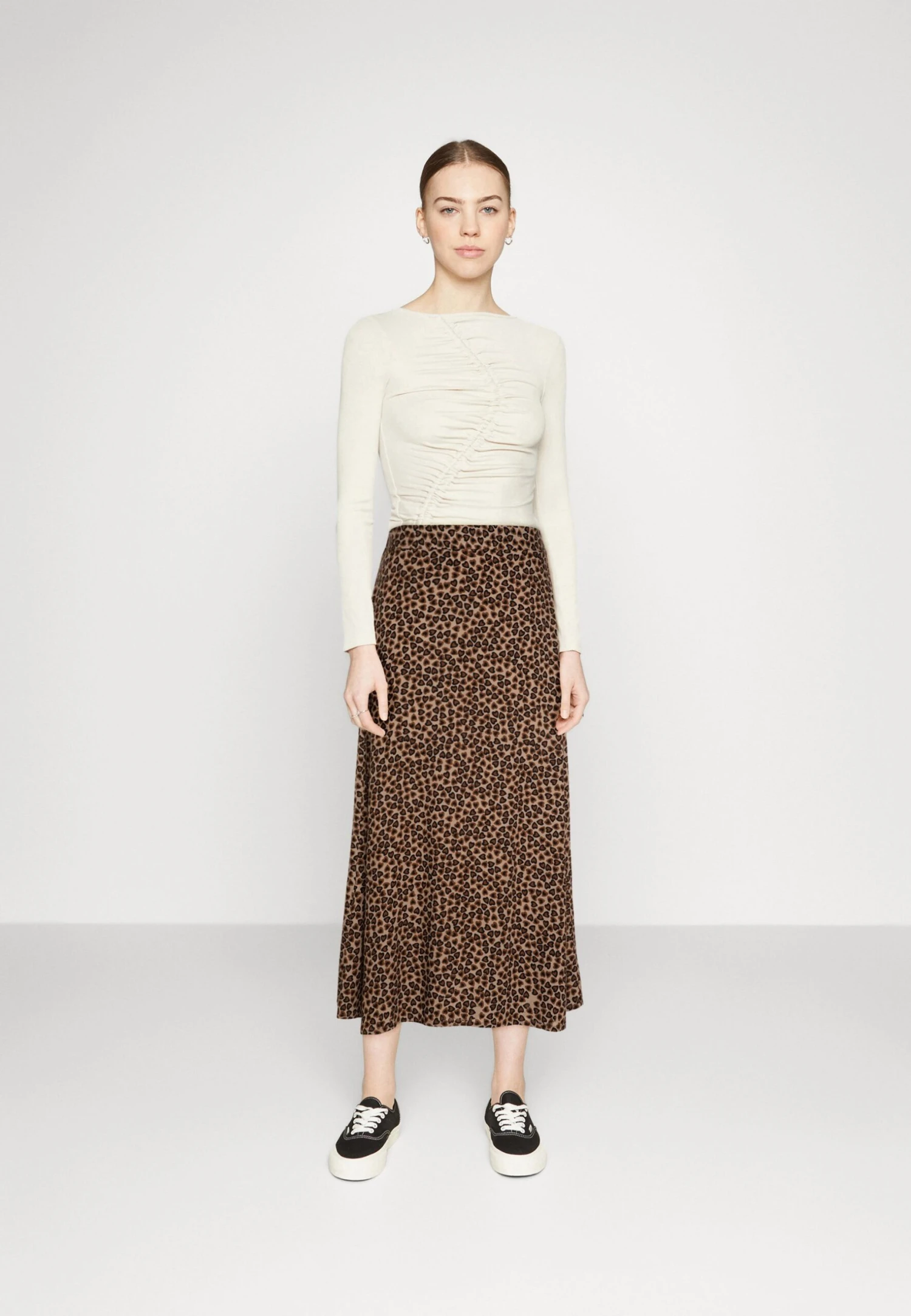 Monki Jupe Trapèze - Beige/Medium Dusty 4 Monki Jupe Trapèze - Beige/Medium Dusty – Image 2