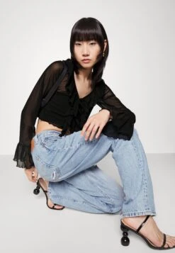 Monki Blouse - Black Dark Solid -Monki 585f8c2ba3884b2ebd84fe6040f67ae8