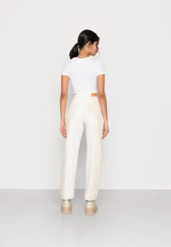 Monki Jean Droit - White Light -Monki 59b4d09c2bd14aa09e00d2e1069c1b50