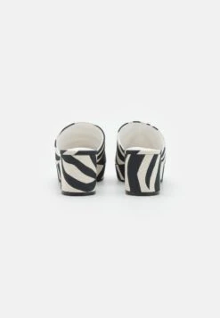 Monki Mules À Talons - Black/White -Monki 5a0e052bf50940e3ae176f5b2e42effa