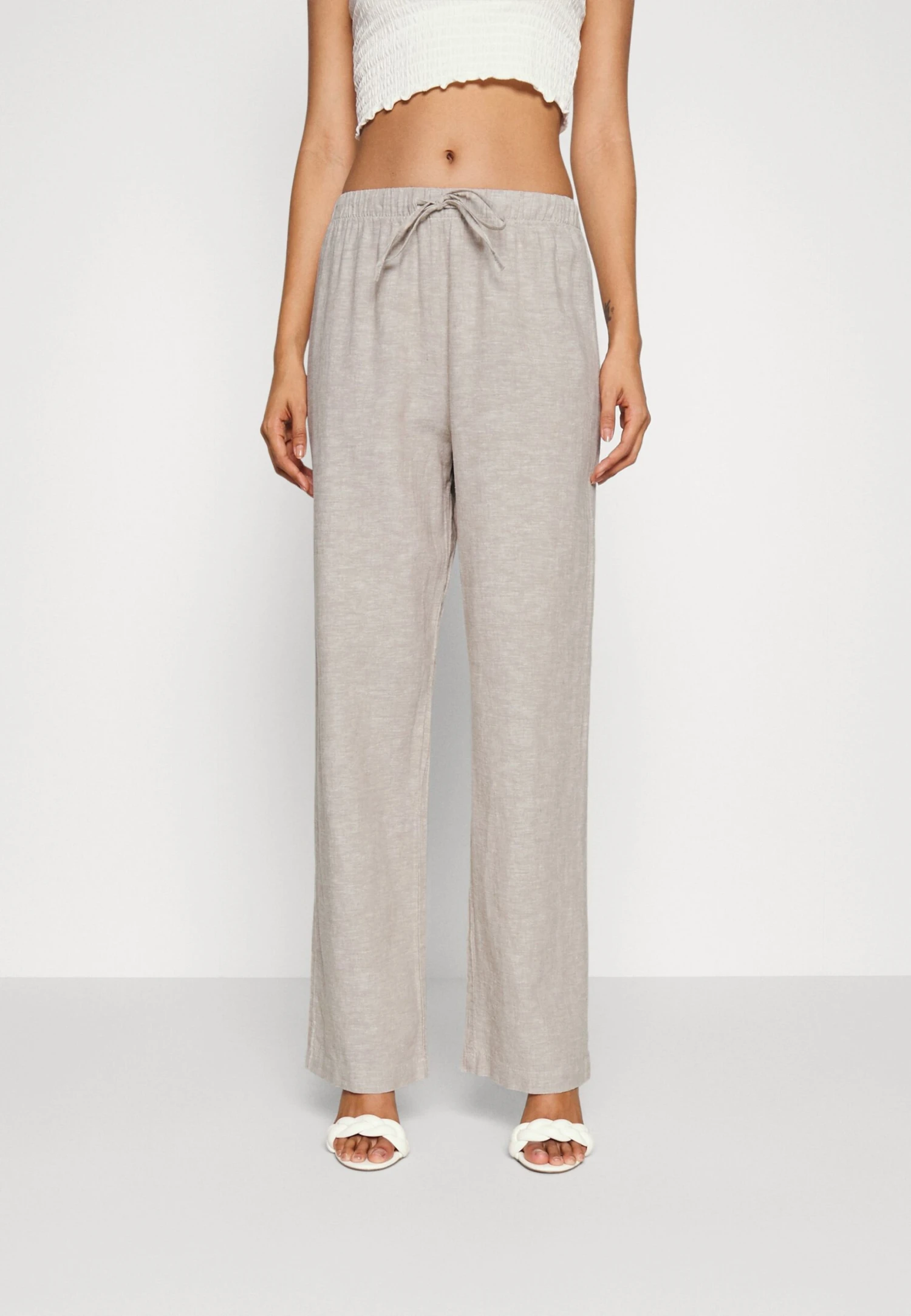 Monki Pantalon Classique - White Dusty Light 3 Monki Pantalon Classique - White Dusty Light