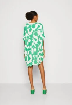 Monki Robe Chemise - Green/Sand -Monki 5ce397ee37d24330a80191217c31e74d