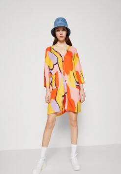 Monki Blouse - Multicolor 11 Monki Blouse - Multicolor -Monki 61243a4e7cc141319a157d482f167d75