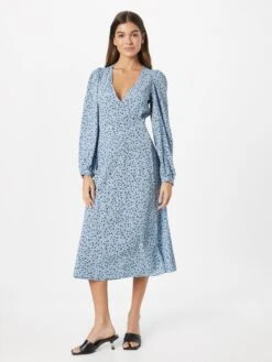 Monki Robes Midi Robe Femme Bleu -Monki 61a8a6d80faaab44e183b0669a1c7f0d