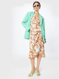 Monki Robes Midi Robe Femme Rouille -Monki 65205c46a116cc1cca320181b0fe0f53