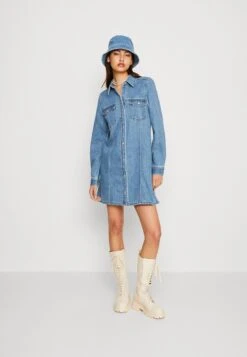 Monki Robe En Jean - Blue Medium Dusty 9 Monki Robe En Jean - Blue Medium Dusty -Monki 67d04a0e0502440b890d23c57c03edb9