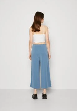 Monki Pantalon Classique - Blue Medium Dusty -Monki 686954c895b44635927bd59086cdc249