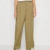 Monki Pantalon Classique - Khaki Green Medium Dusty 2 Monki Pantalon Classique - Khaki Green Medium Dusty -Monki 6a321cf32e424f3e9af146f3034c4504