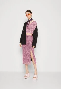 Monki Jupe Crayon - Pink 9 Monki Jupe Crayon - Pink -Monki 6ac72d9874c142169b6c07b6f9db4bb4