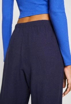 Monki Pantalon Classique - Navy -Monki 6b49714bf9b84040b3263a14b314980e