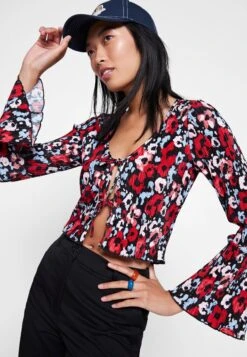 Monki Blouse - Red 11 Monki Blouse - Red -Monki 7153767ae2e34e57a8cf310a76d7a14e