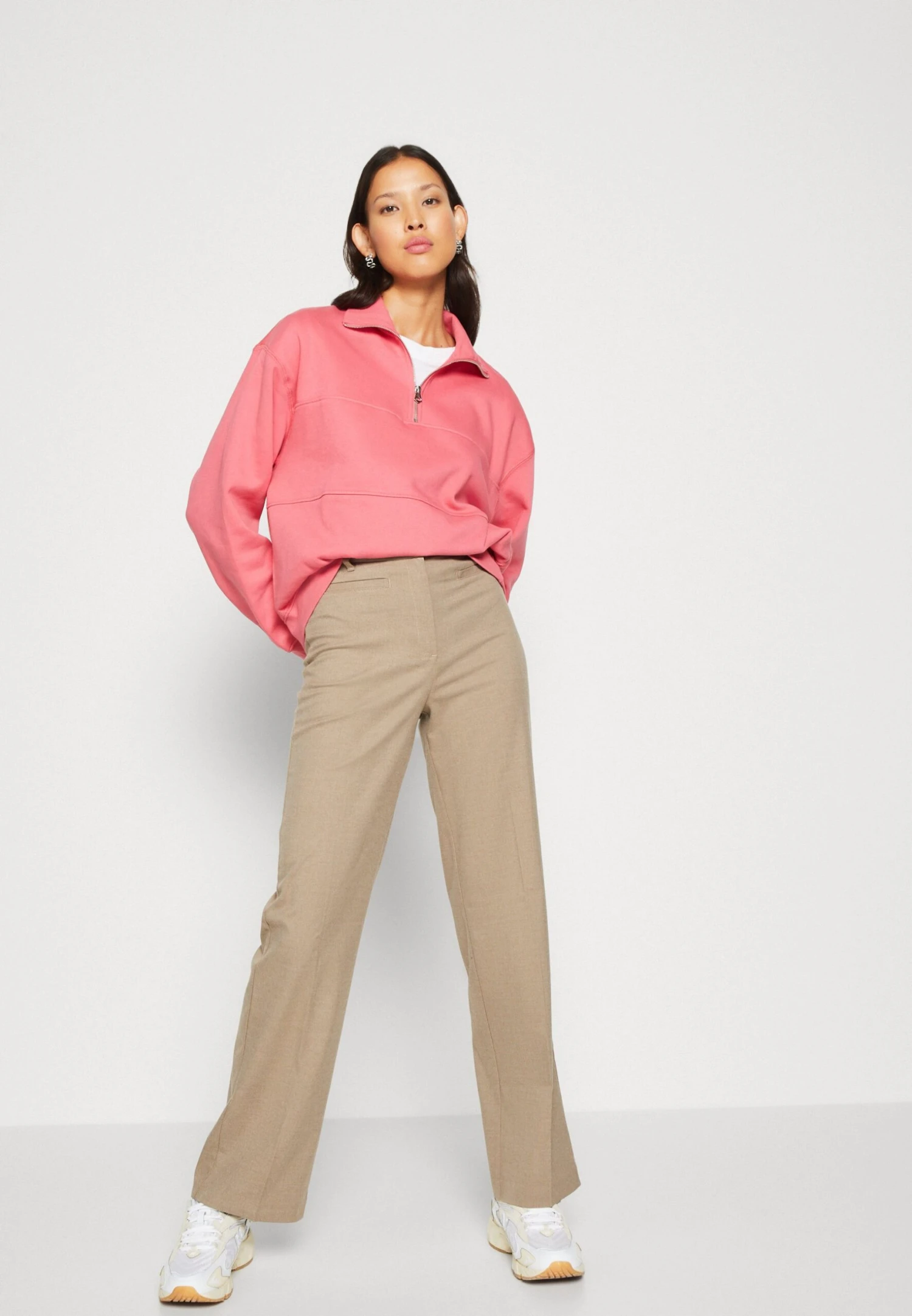 Monki Pantalon Classique - Mole Medium Dusty 6 Monki Pantalon Classique - Mole Medium Dusty – Image 4