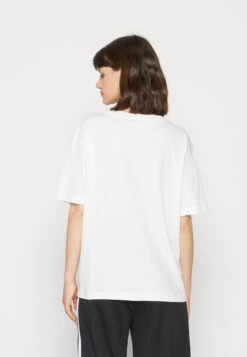 Monki T-Shirt Imprimé - White Graphic -Monki 76c6d365b39a4037849be99a914df5d9