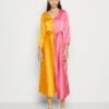 Monki Robe De Soirée - Pink/Orange -Monki 7f2ffe943d444006b6b4bd492ac3c83f