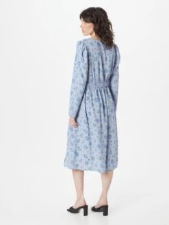 Monki Robes Midi Robe Femme Bleu / Bleu Pastel -Monki 7ffda88eb9a950eea09005f45d8e19c1