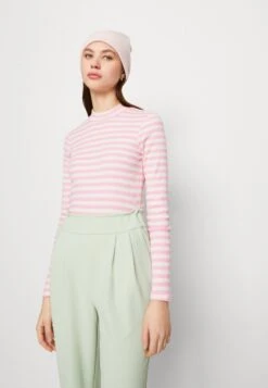 Monki T-Shirt À Manches Longues - Light Pink/Offwhite -Monki 8374da431ccd4617ab6a2fc712aa769a