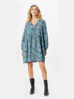 Monki Robes Fluides Robe-chemise Femme Marine -Monki 846f61d69f0576f6848253a9c8bf1377