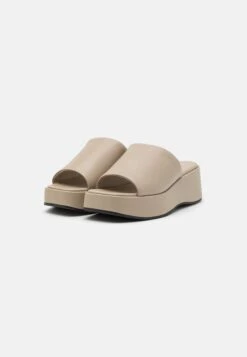 Monki Mules À Talons - Beige 10 Monki Mules À Talons - Beige -Monki 8729fe394d9140a0a3c53574d5ffdd44