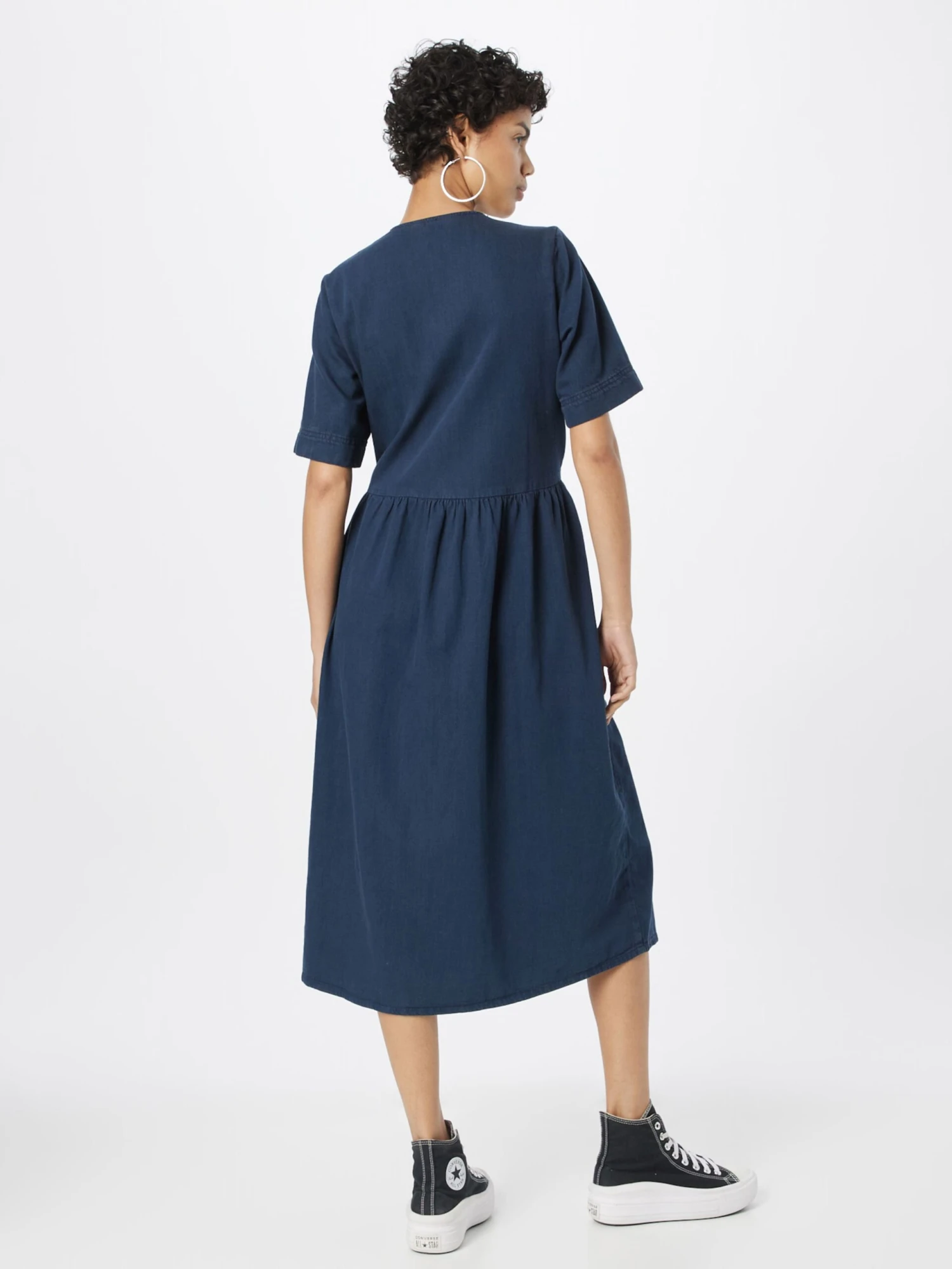 Monki Robes Fluides Robe-chemise Femme Bleu Foncé 6 Monki Robes Fluides Robe-chemise Femme Bleu Foncé – Image 4