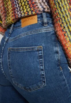 Monki Jean Slim - Blue -Monki 89552c43783a431285b6b7aa536994c9