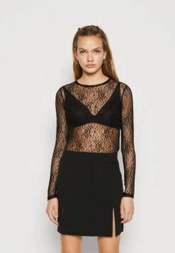 Monki Blouse - Black Solid